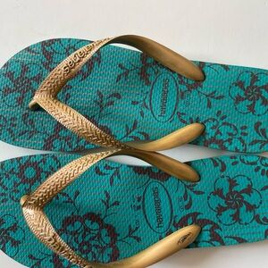 Havaiana Teal/Gold flip flop
